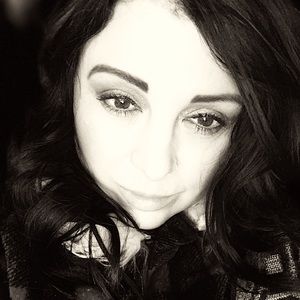 Meet your Posher, Margo